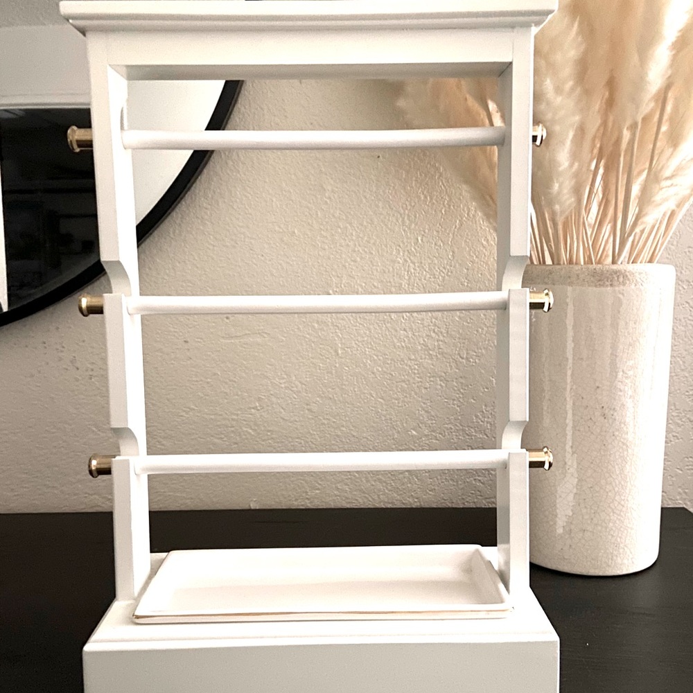 Jewelry Stand